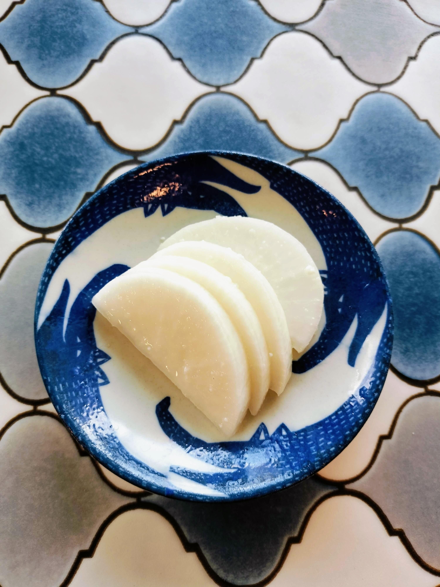 甘さ控えめでおいしい大根の塩麹漬け