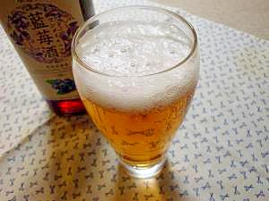 ブルーベリービールカクテル