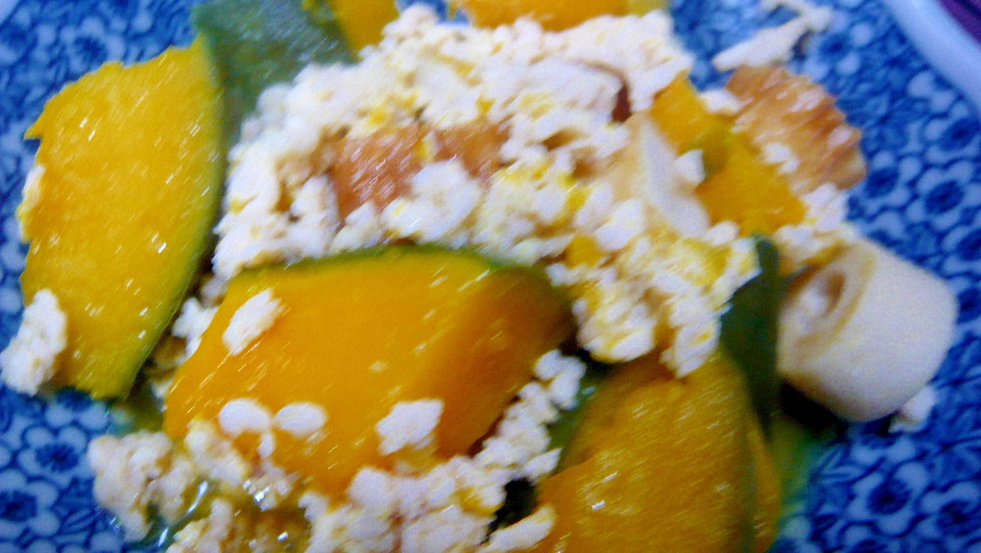 ♥ かぼちゃ&鶏ミンチ&ちくわの煮物 ♥