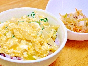 簡単すぎる☆にら玉丼