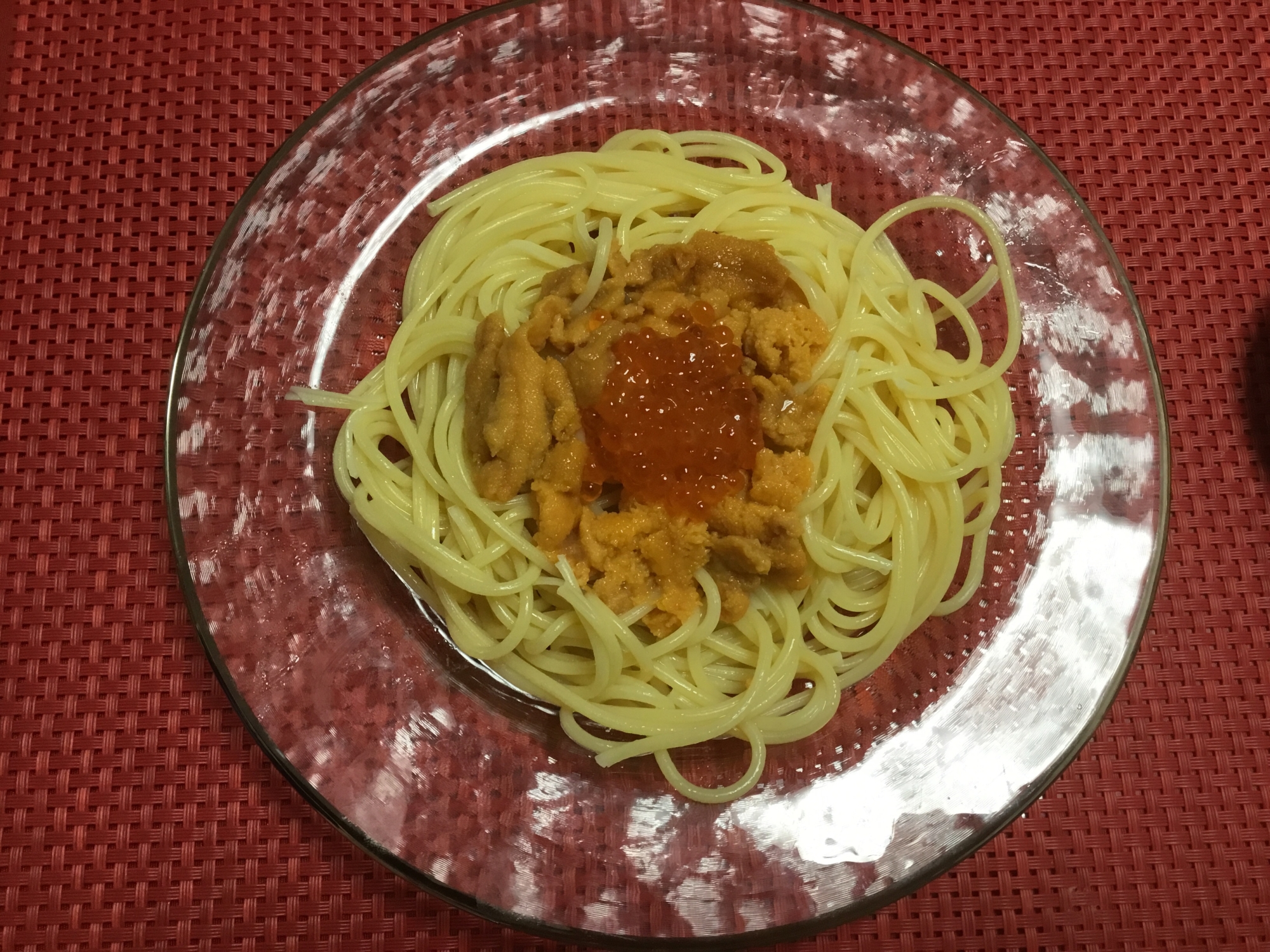 うにといくらの冷製パスタ