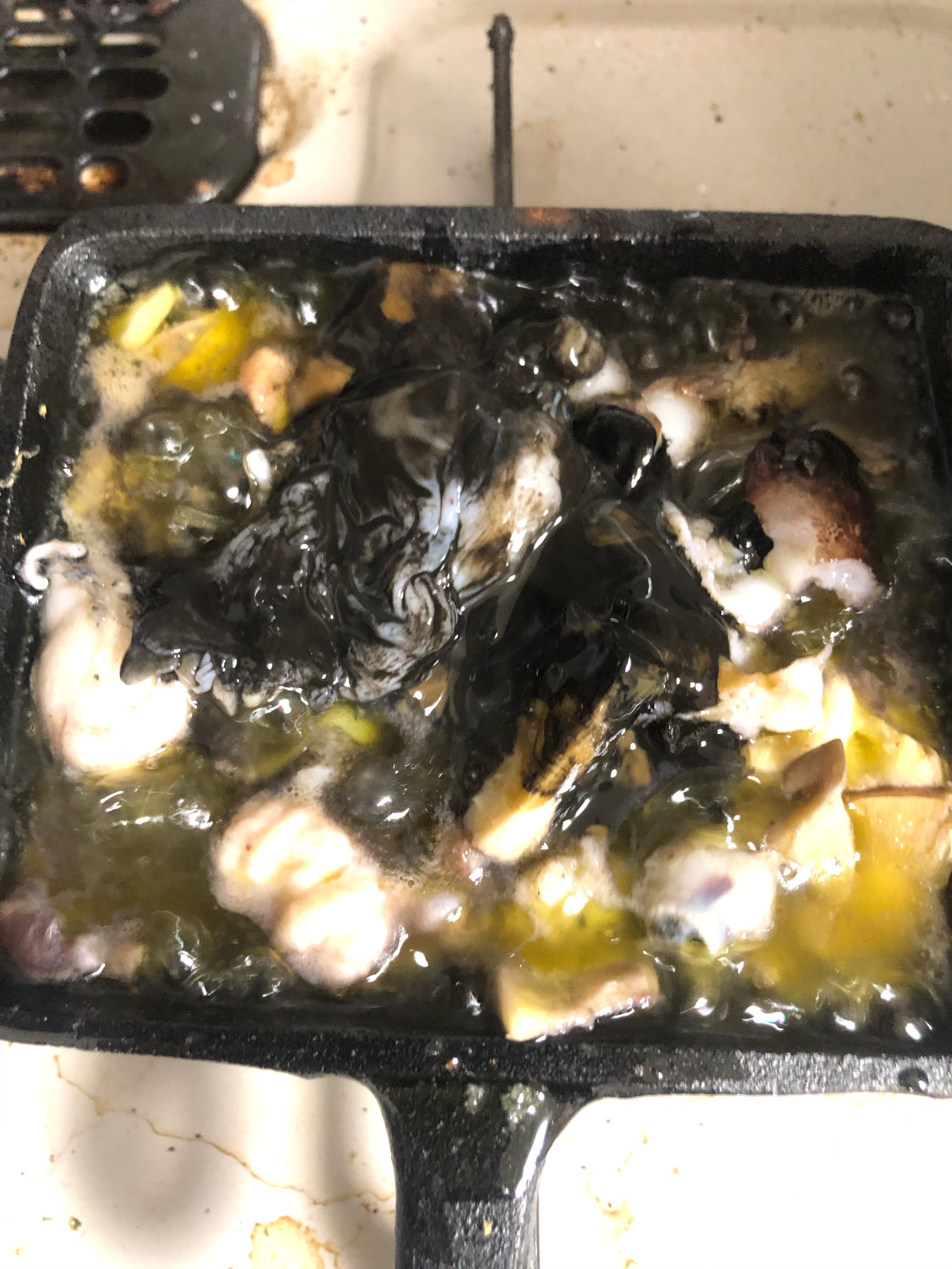 タコの内臓のアヒージョ レシピ 作り方 By まぼまぼまん 楽天レシピ タコの内臓のアヒージョ レシピ 作り方 By まぼまぼまん 楽天レシピ