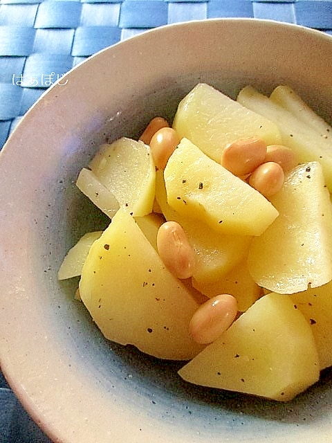 レンジで♪じゃがいもと蒸し大豆のサラダ