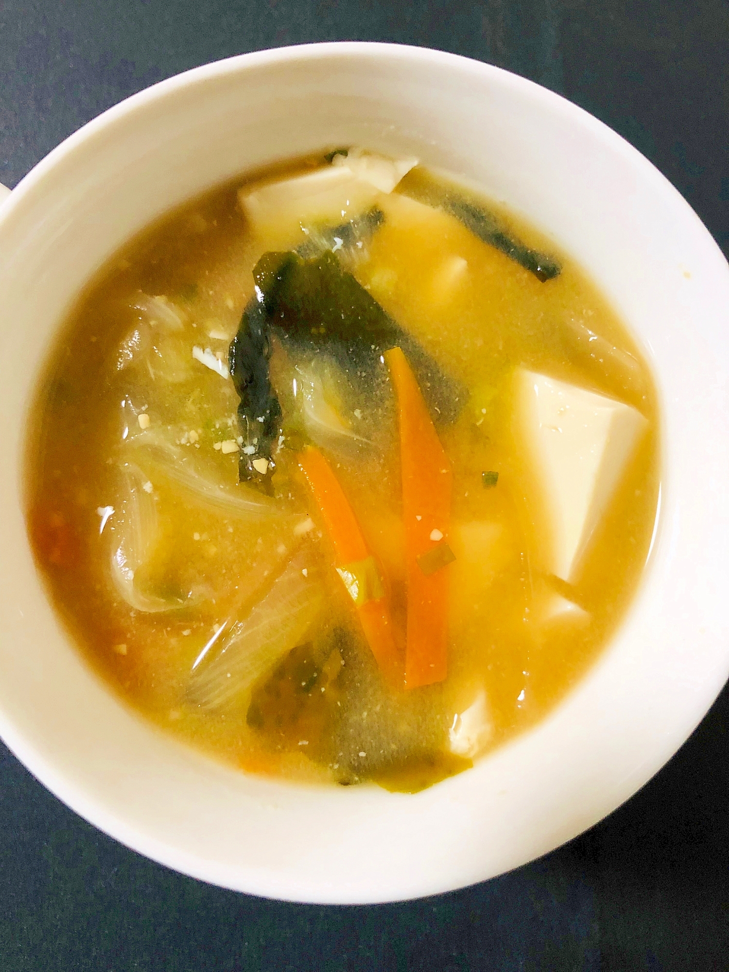 豆腐とストック野菜の味噌汁