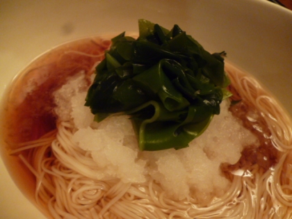 わかめと大根おろしのおかげで素麺１束でも満足♪
栄養もしっかり取れてダイエットにも最適ですね！
また作ります☆ご馳走さまでした＾＾