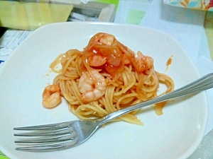 ケチャップで簡単 エビのトマトパスタ レシピ 作り方 By そらにゃん39 楽天レシピ