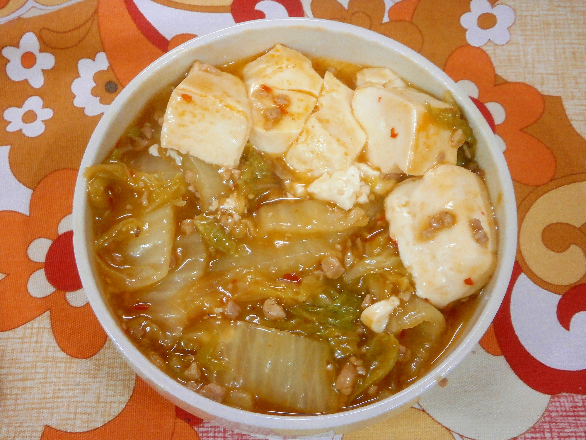 ピリ辛豆腐と白菜の煮物
