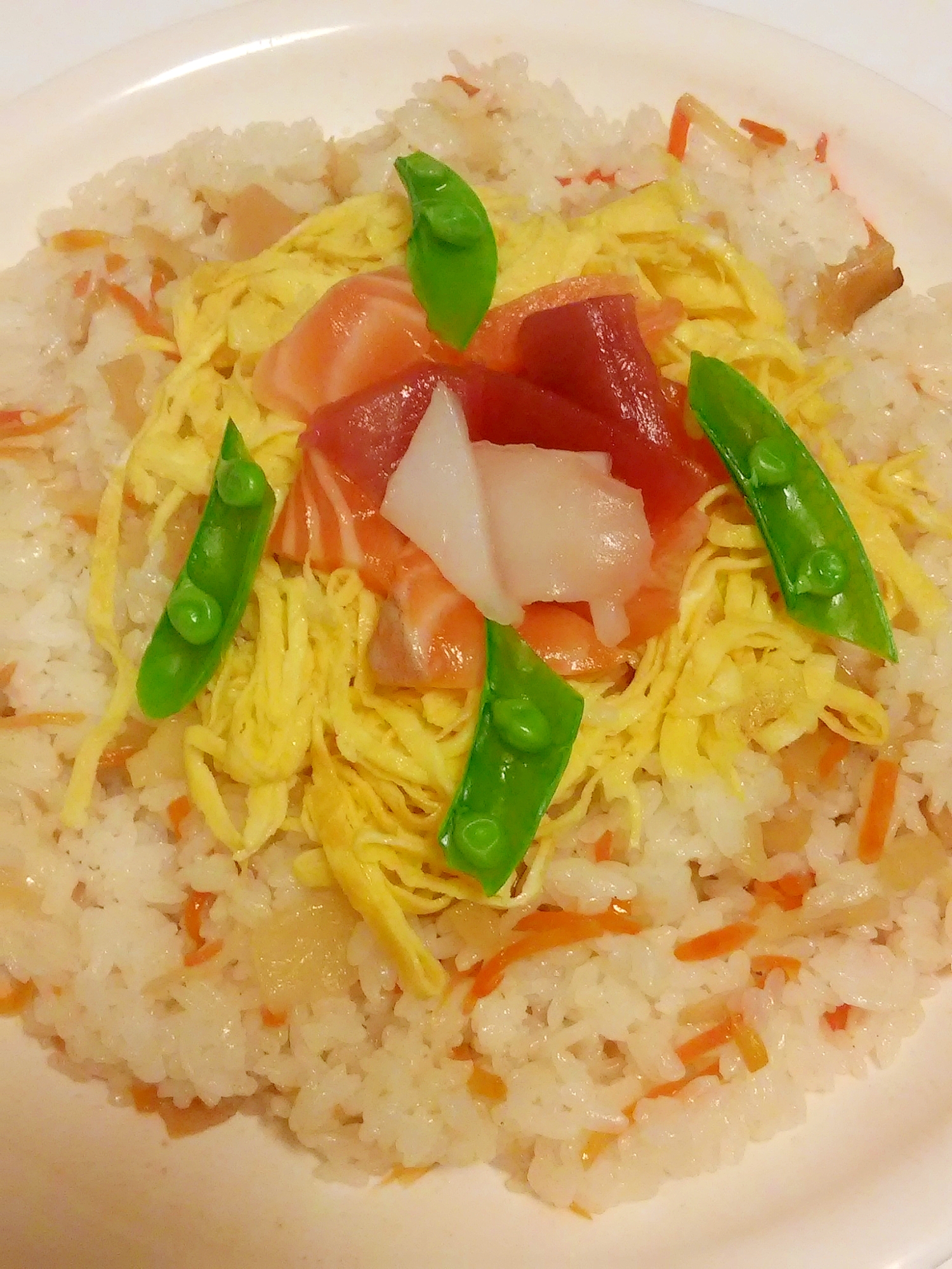 五目ちらし寿司の素で簡単 お手軽海鮮ちらし寿司 レシピ 作り方 By みずたまsweet 楽天レシピ