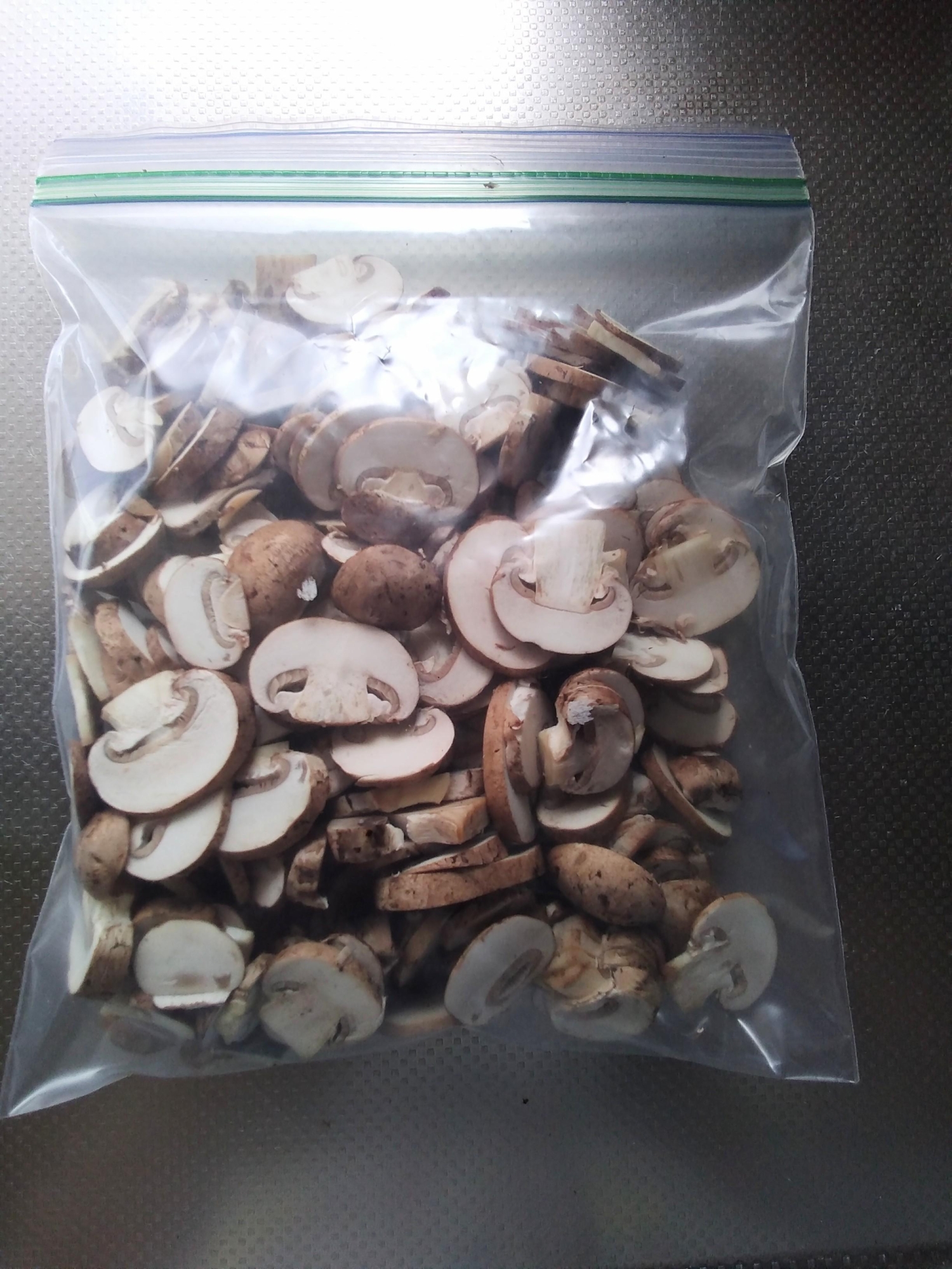 1ヶ月持ちます☆マッシュルームの冷凍保存