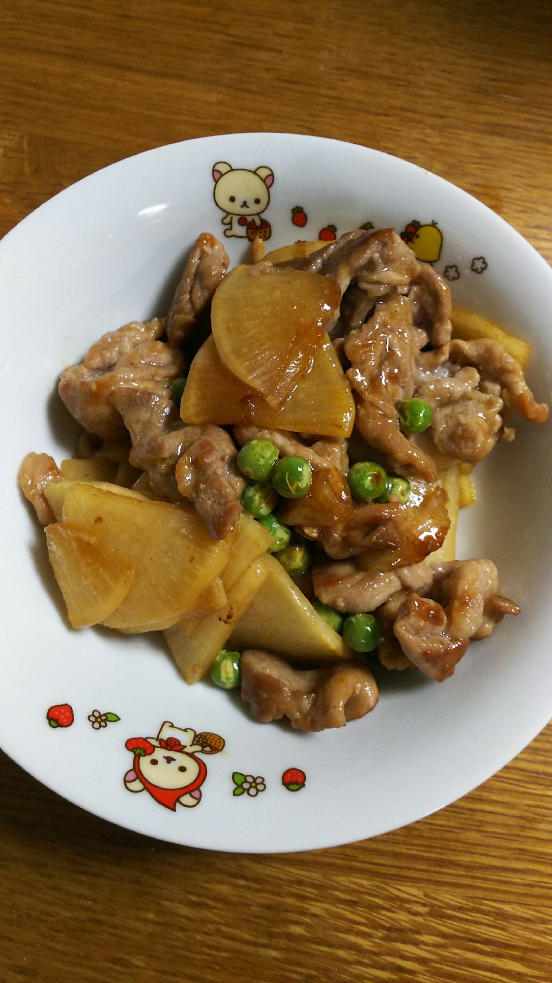 豚肉とえんどう豆と大根のダシダ醤油炒め