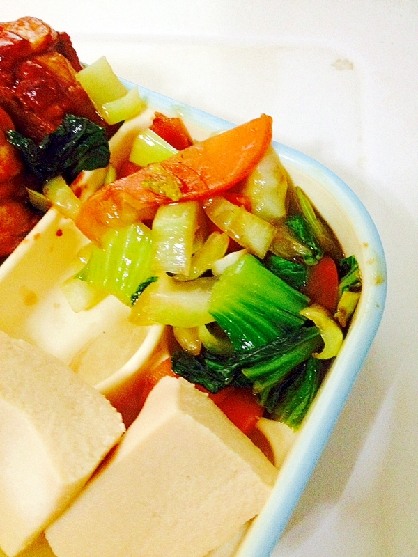 青梗菜とにんじんの炒め物