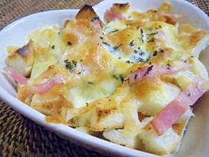 トースターで3分!簡単朝食☆パン耳のチーズ焼き^^