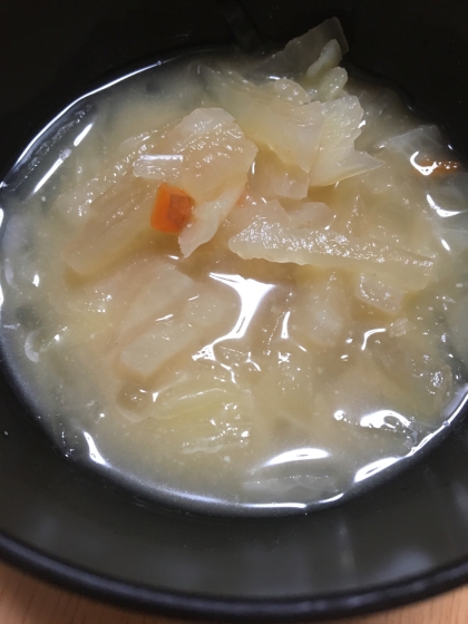 白菜大根にんじんの味噌汁