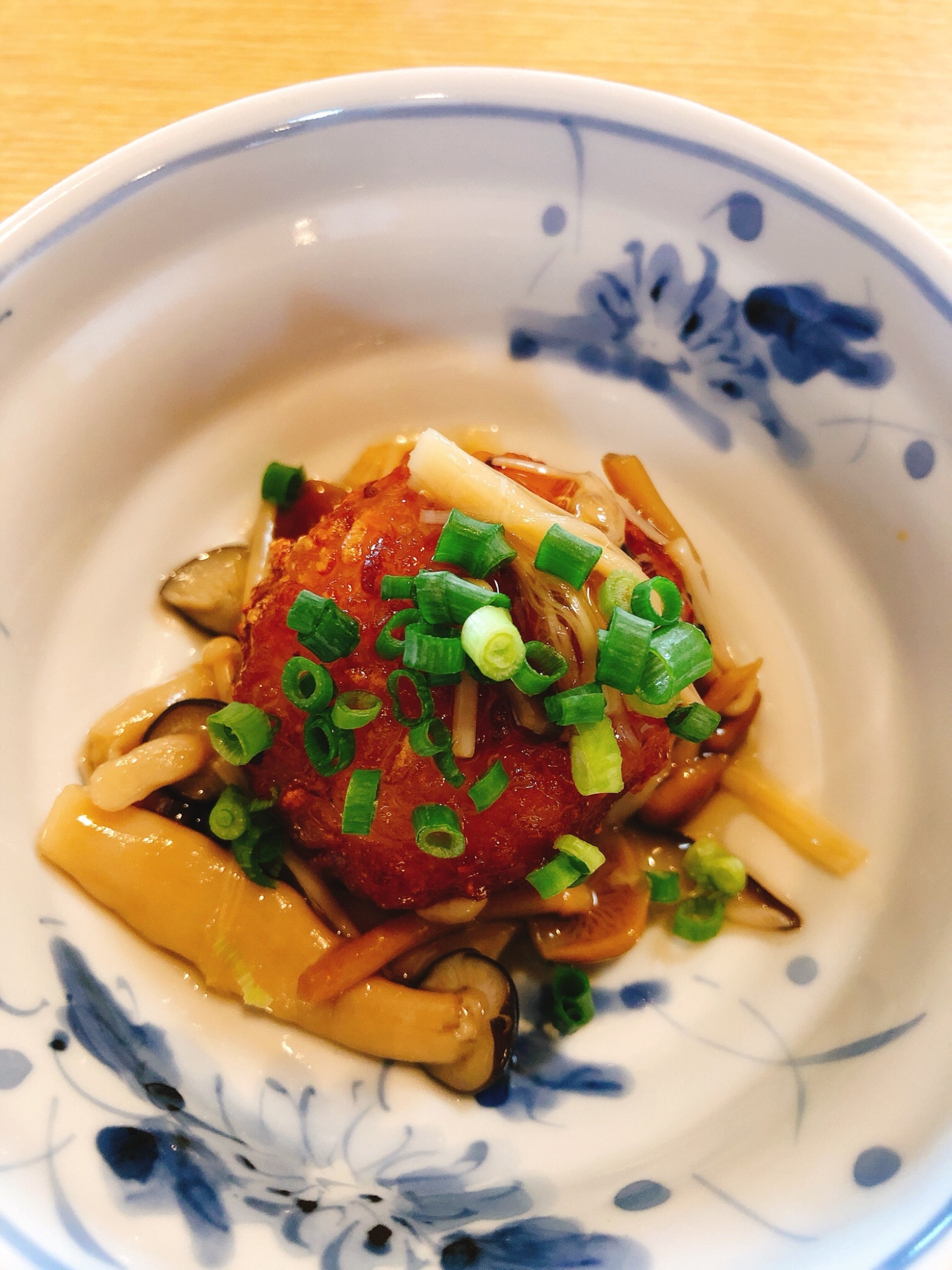 サクサクおにぎりꕤきのこあんかけ