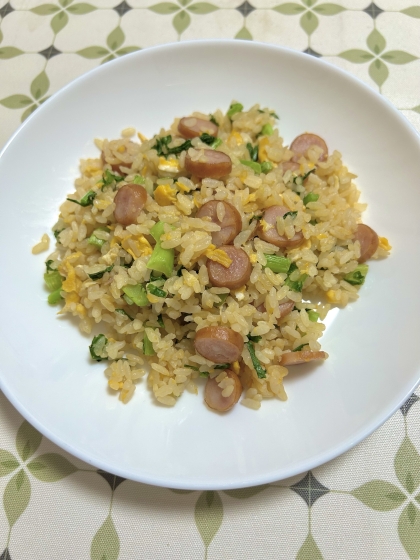 大根葉とウインナーの卵炒飯