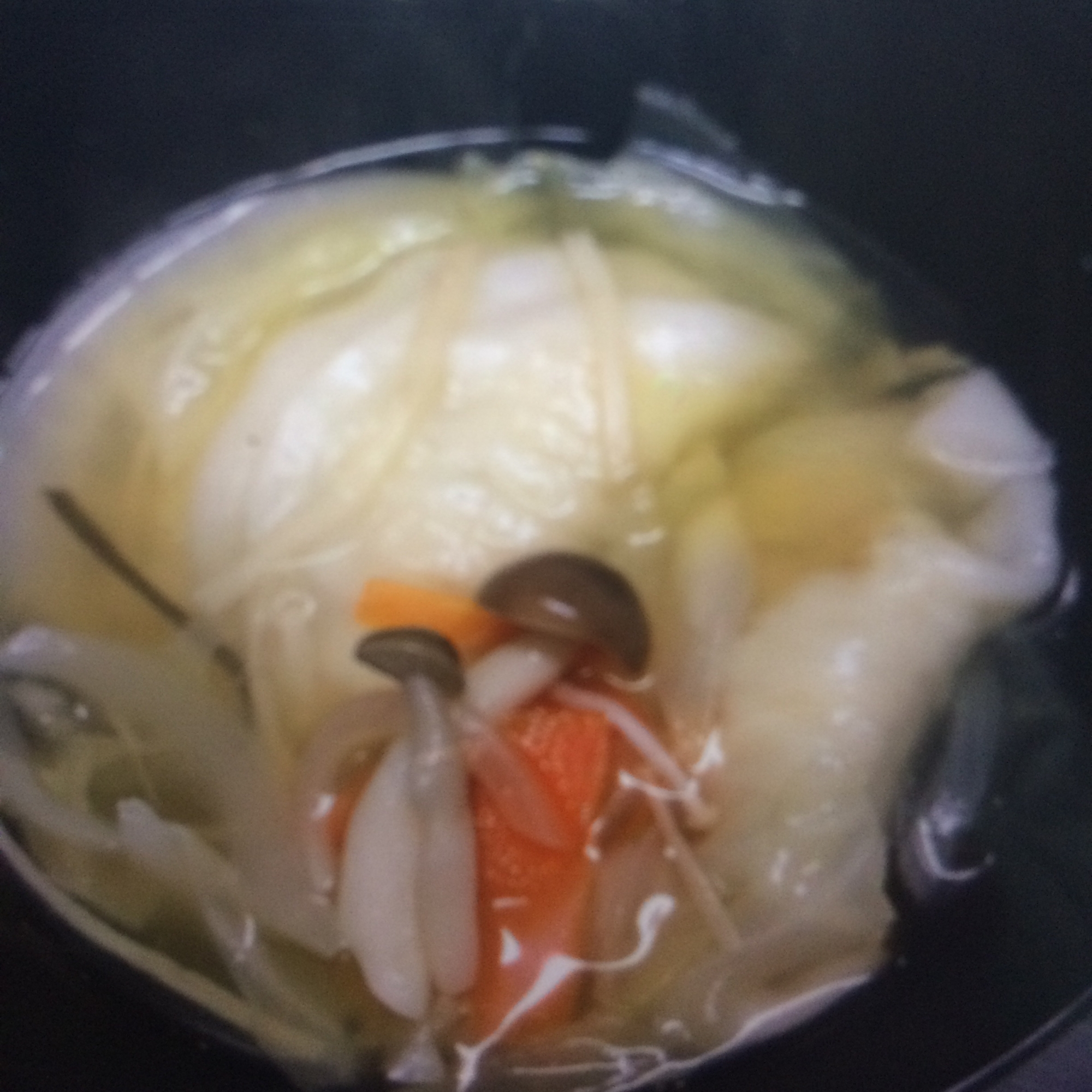 生姜たっぷり水餃子スープ