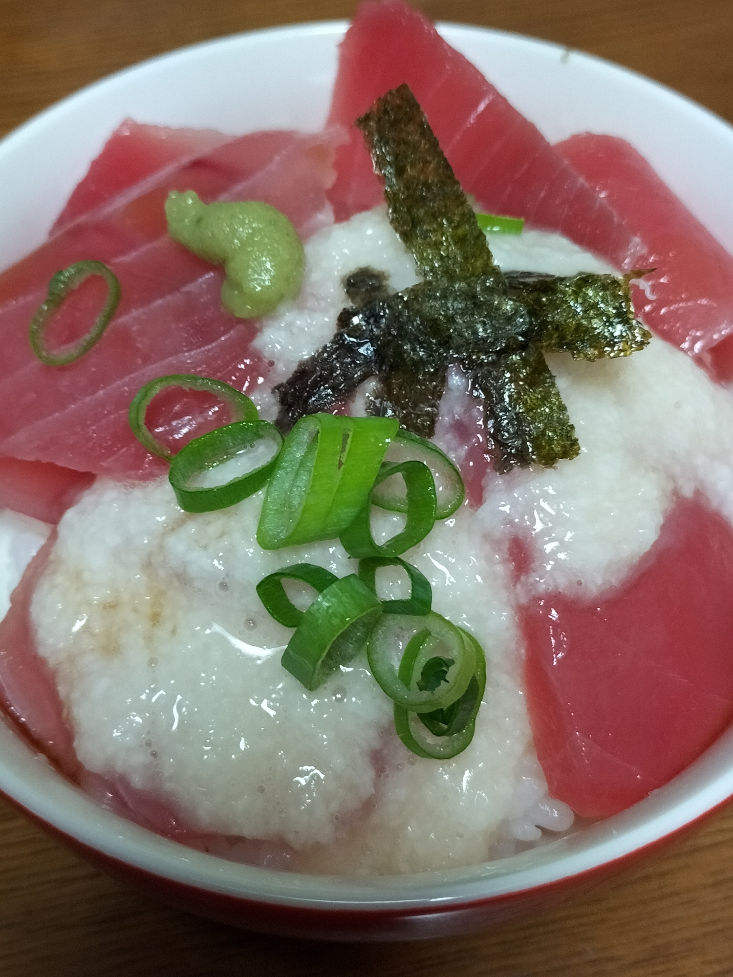 簡単☆美味しい☆マグロのとろろ丼〜♪