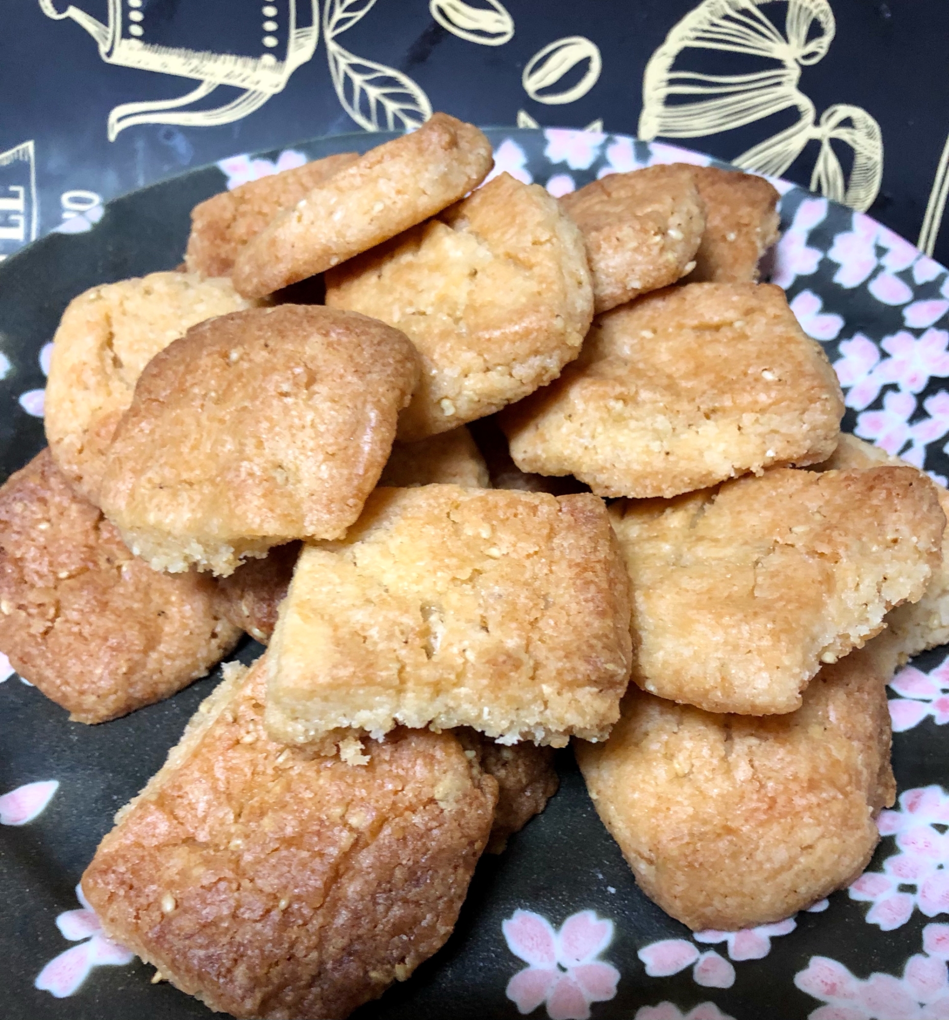 芳ばしい香り♪セサミチーズクッキー