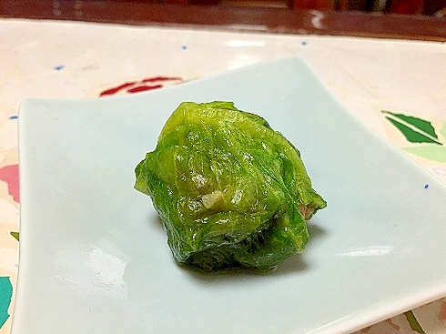 サラダ菜で海老シュウマイ