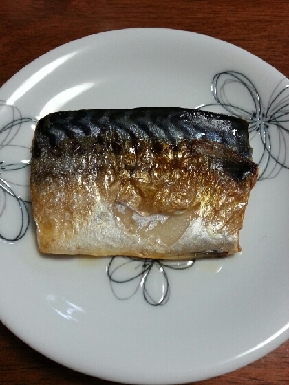 フライパンで冷凍サバフィーレの焼き方