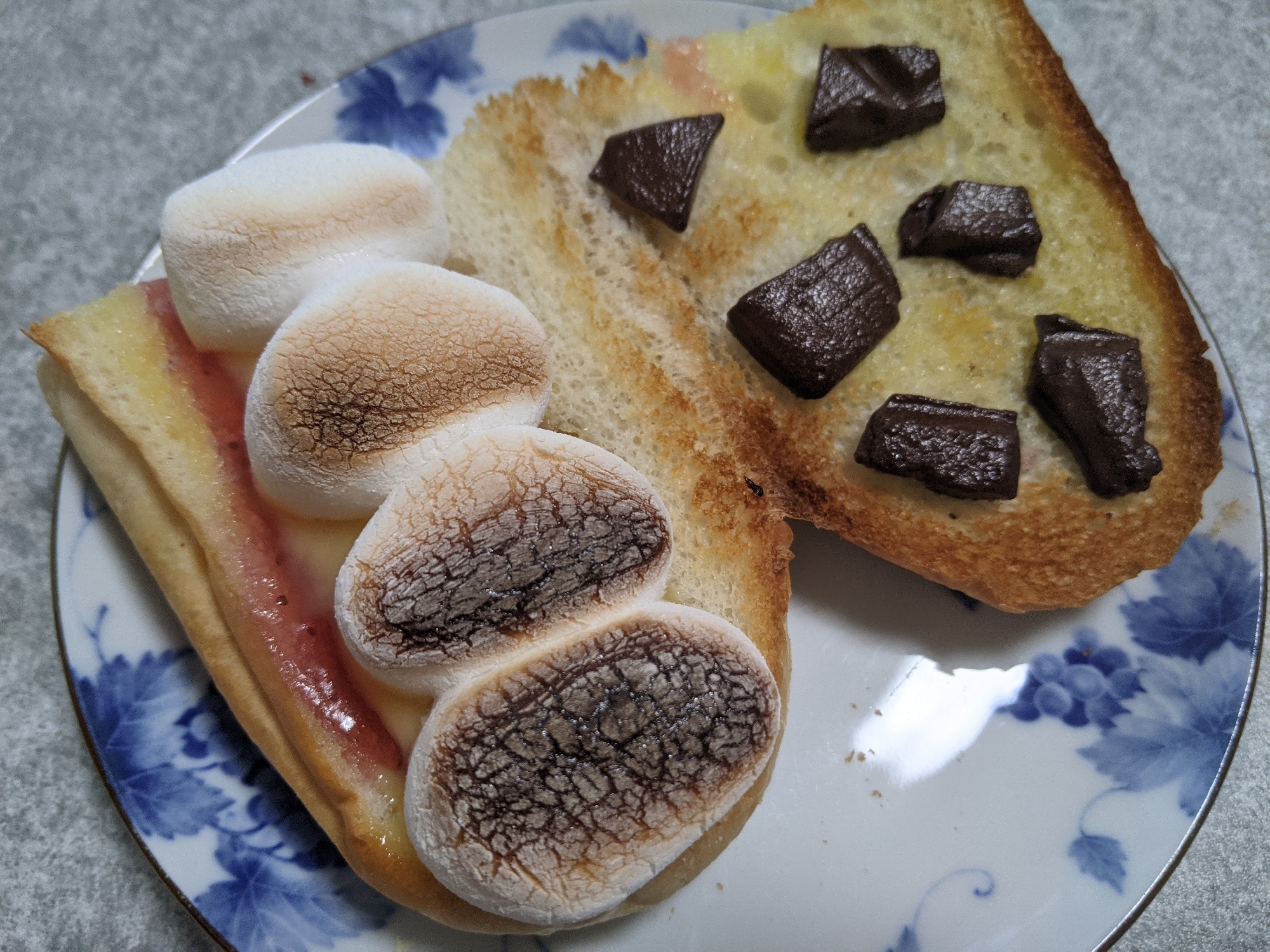 コッペパン★ジャムマシュマロチョコ