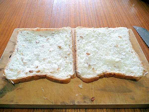 ６枚入り食パンをサンドイッチ用に切る方法冷凍パンも