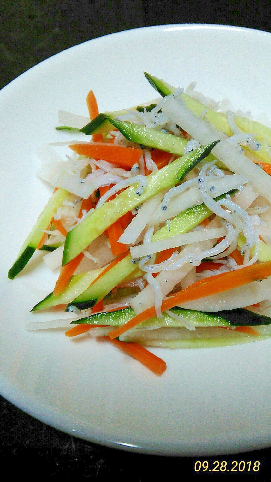 シャキッとしらすと野菜のカラフル酢の物