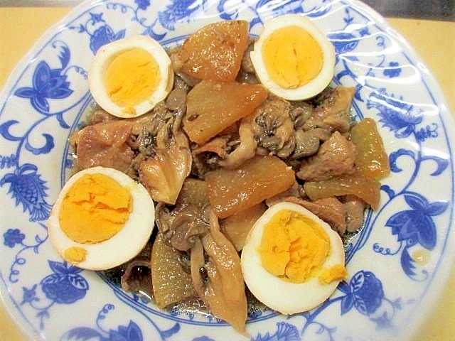 大根・豚肉・ヒラタケ・卵の炒め煮