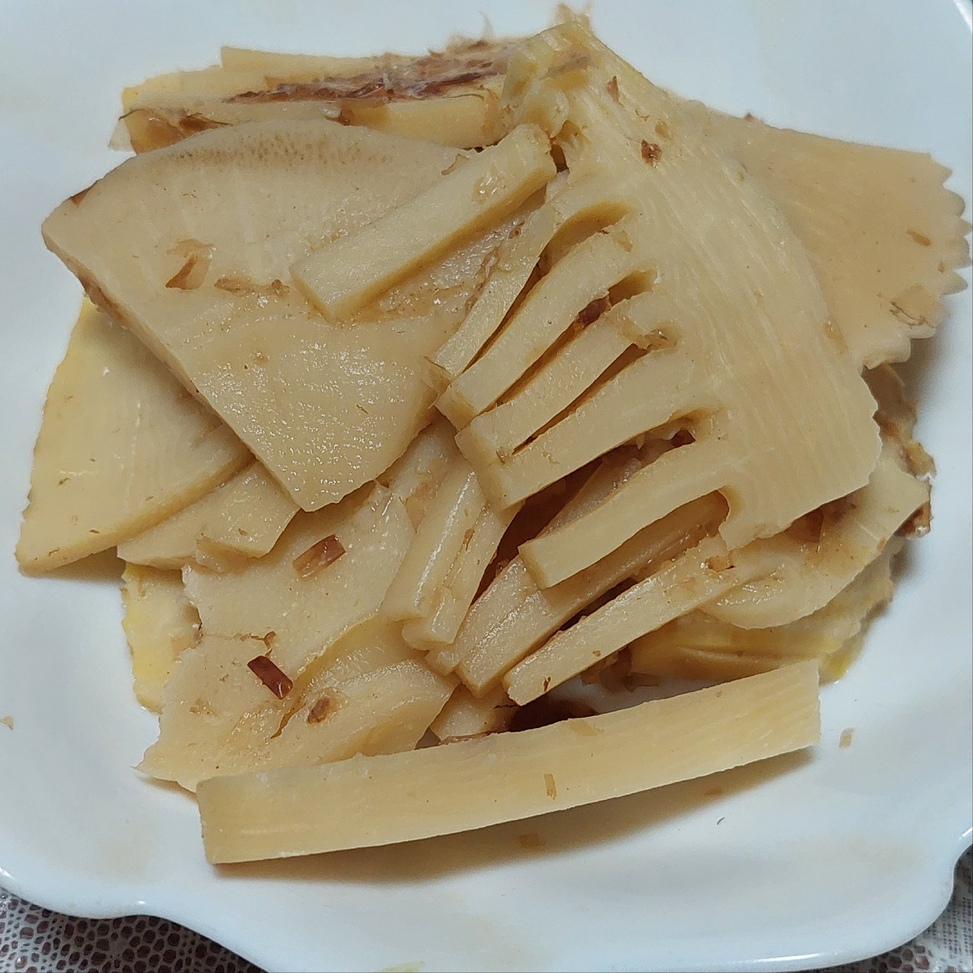 たけのこのとかつお節の煮物