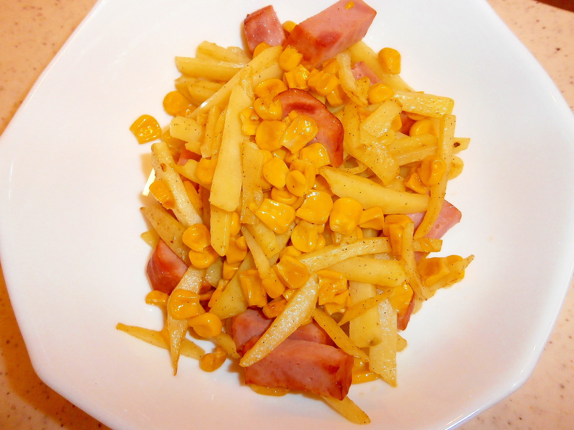 子供が喜ぶ じゃがいも コーン ハムの炒め物 レシピ 作り方 By なな1151 楽天レシピ 子供が喜ぶ じゃがいも コーン ハムの炒め物 レシピ 作り方 By なな1151 楽天レシピ