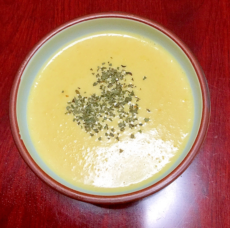 苦くない★ごま油香る♪ゴーヤのコーンクリームスープ