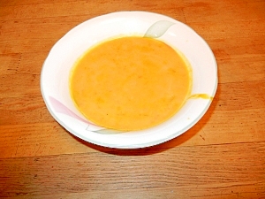 牛乳たっぷりかぼちゃのスープ