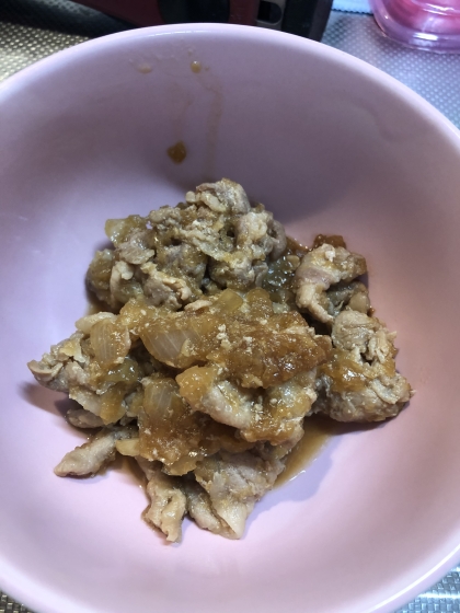 玉ねぎのすり下ろしを使って生姜焼きを初めて作りました！
とても美味しかったです！