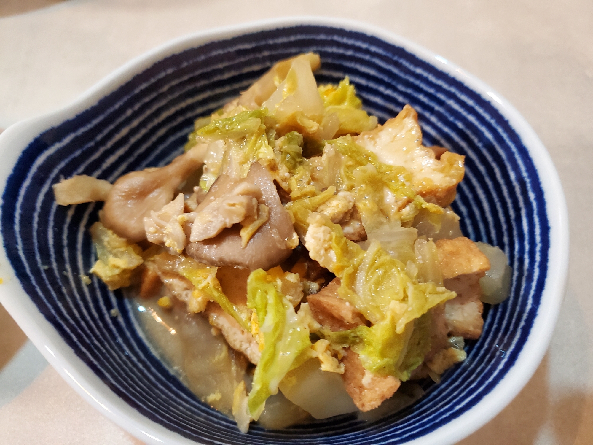 節約&簡単!厚揚げと白菜・きのこの煮物