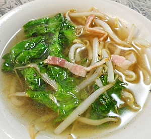 モヤシとレタスの中華スープ