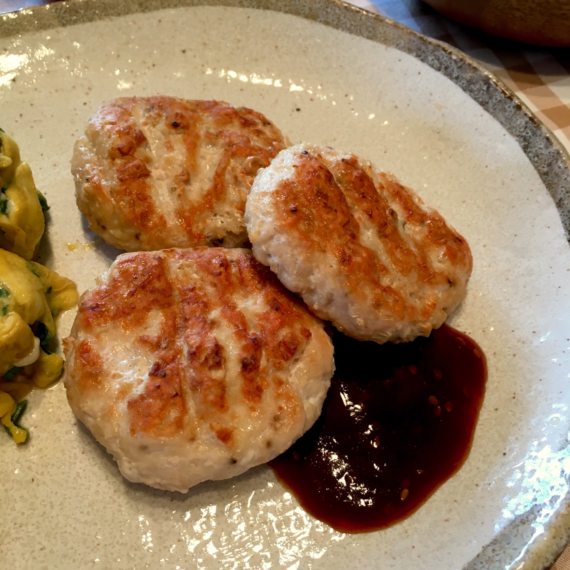 鶏とえのきのヘルシーハンバーグ