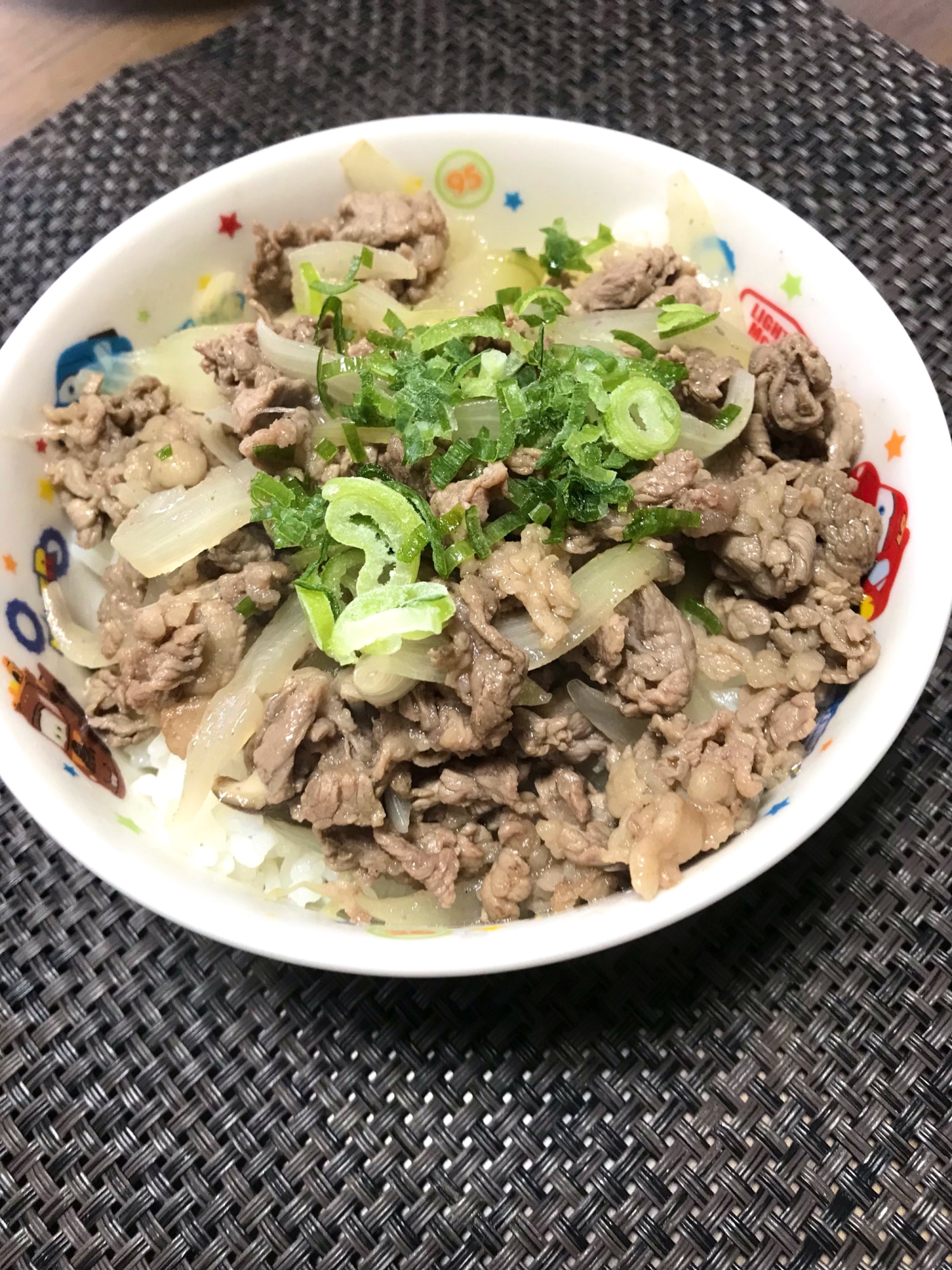 コンソメで作る洋風な牛丼❗️