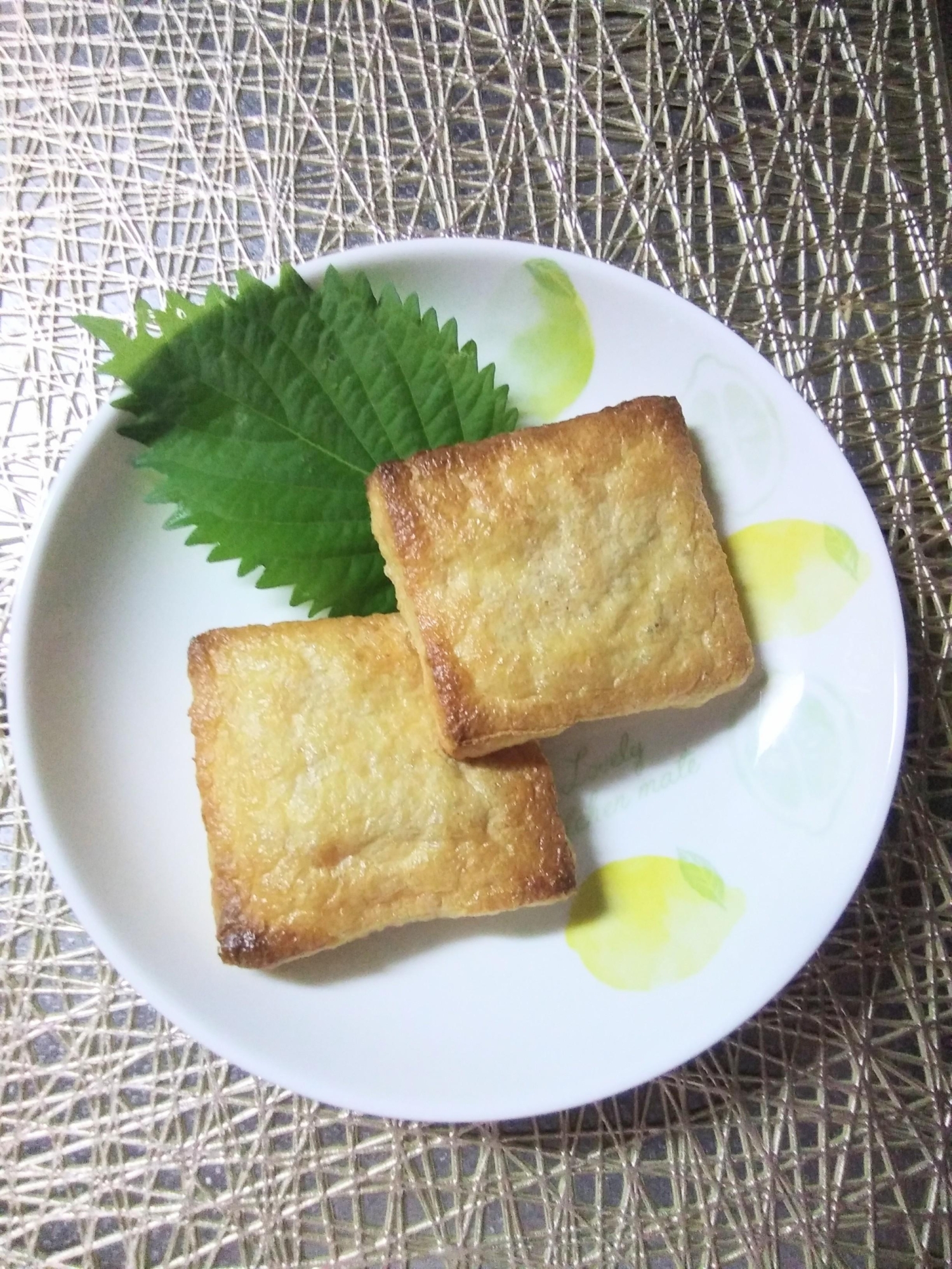 チーズハムカツ風☆ハムとチーズin油揚げ焼き