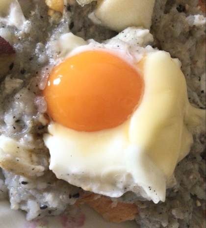 チーズ目玉焼きライス