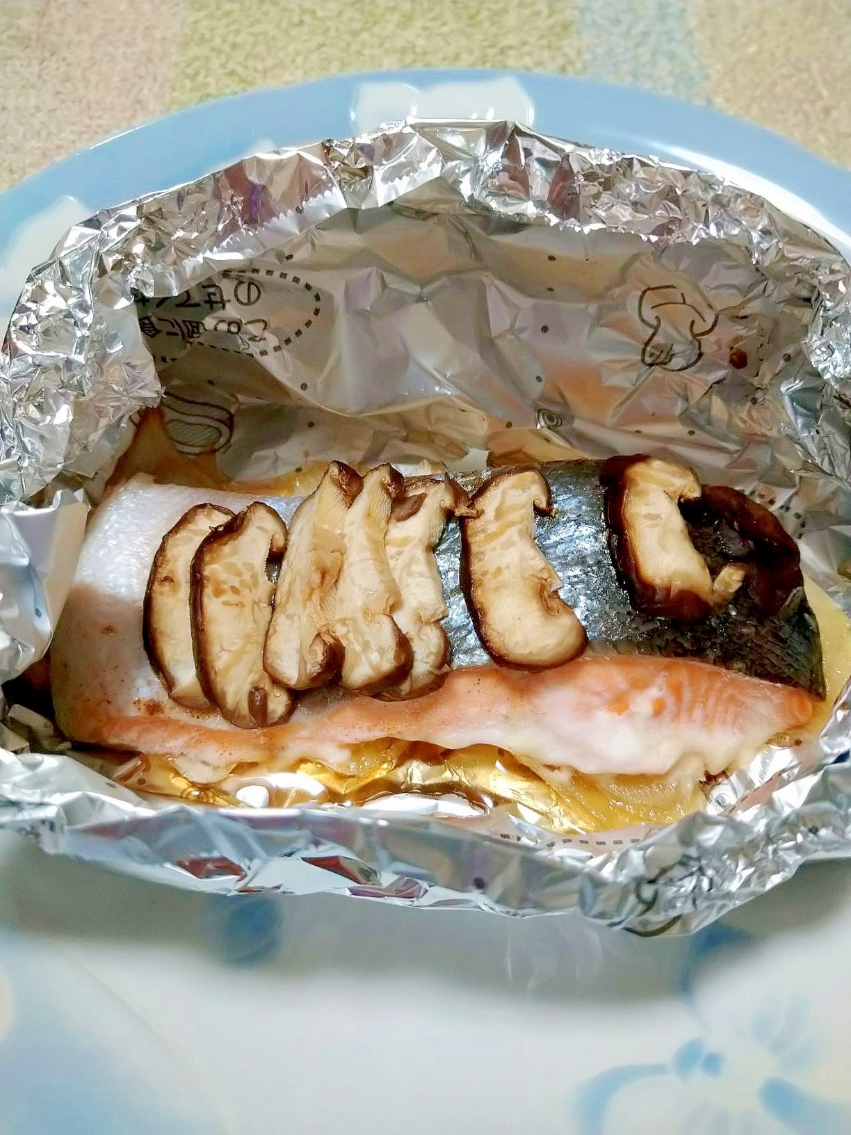 鮭のホイル焼き Foil-Roast Salmon