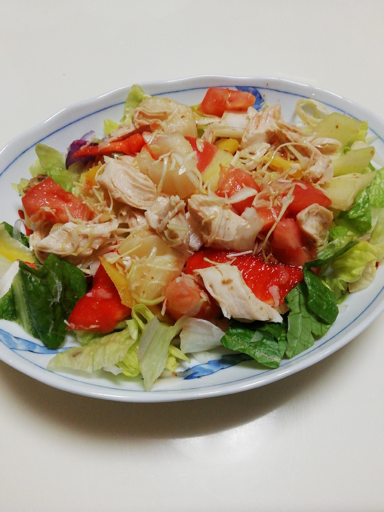 鶏ささみと野菜のまろやか香味サラダ