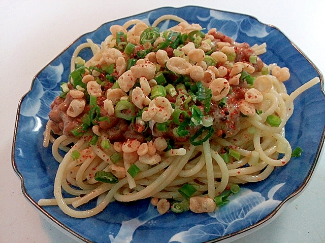 ピリ辛　納豆と葱と天かすのパスタ