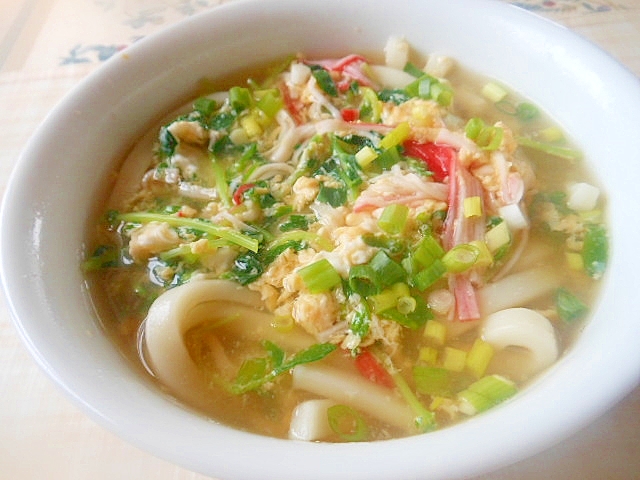 簡単ランチ☆豆苗・カニカマの卵とじうどん☆