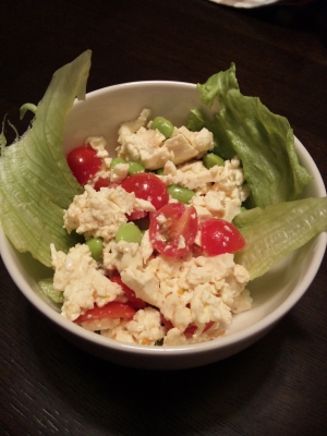 豆腐サラダ