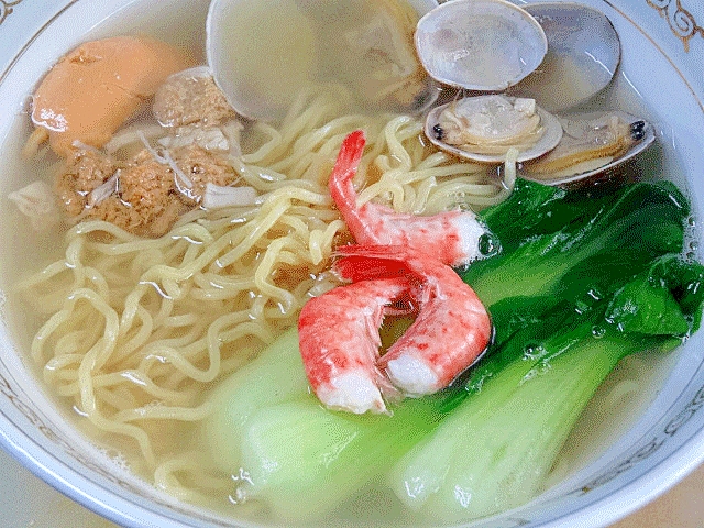 専門店を超えた味☆　「海鮮塩ラーメン」