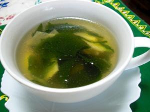 わかめと筍の中華風スープ