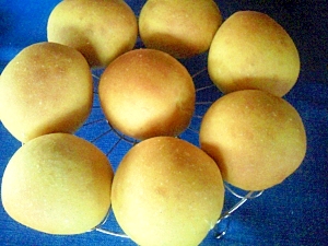 お惣菜パンに☆カレー粉パン