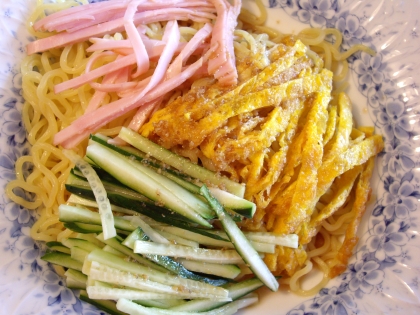 初めて自家製のたれを作りました。
麺も美味しい生麺を使ったので、よりおいしくなりました。