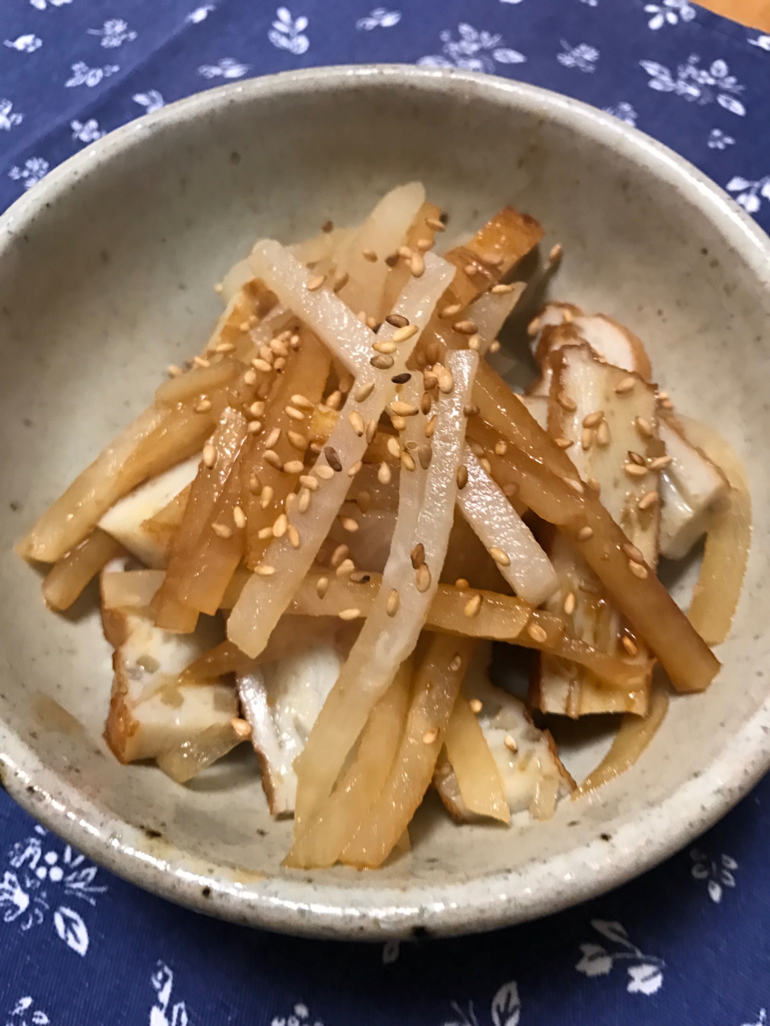 ゴボウ入りさつま揚げと大根の焼肉だれ炒め