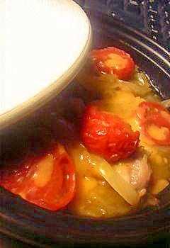 鶏肉とトマトのタジン鍋・チーズ風味